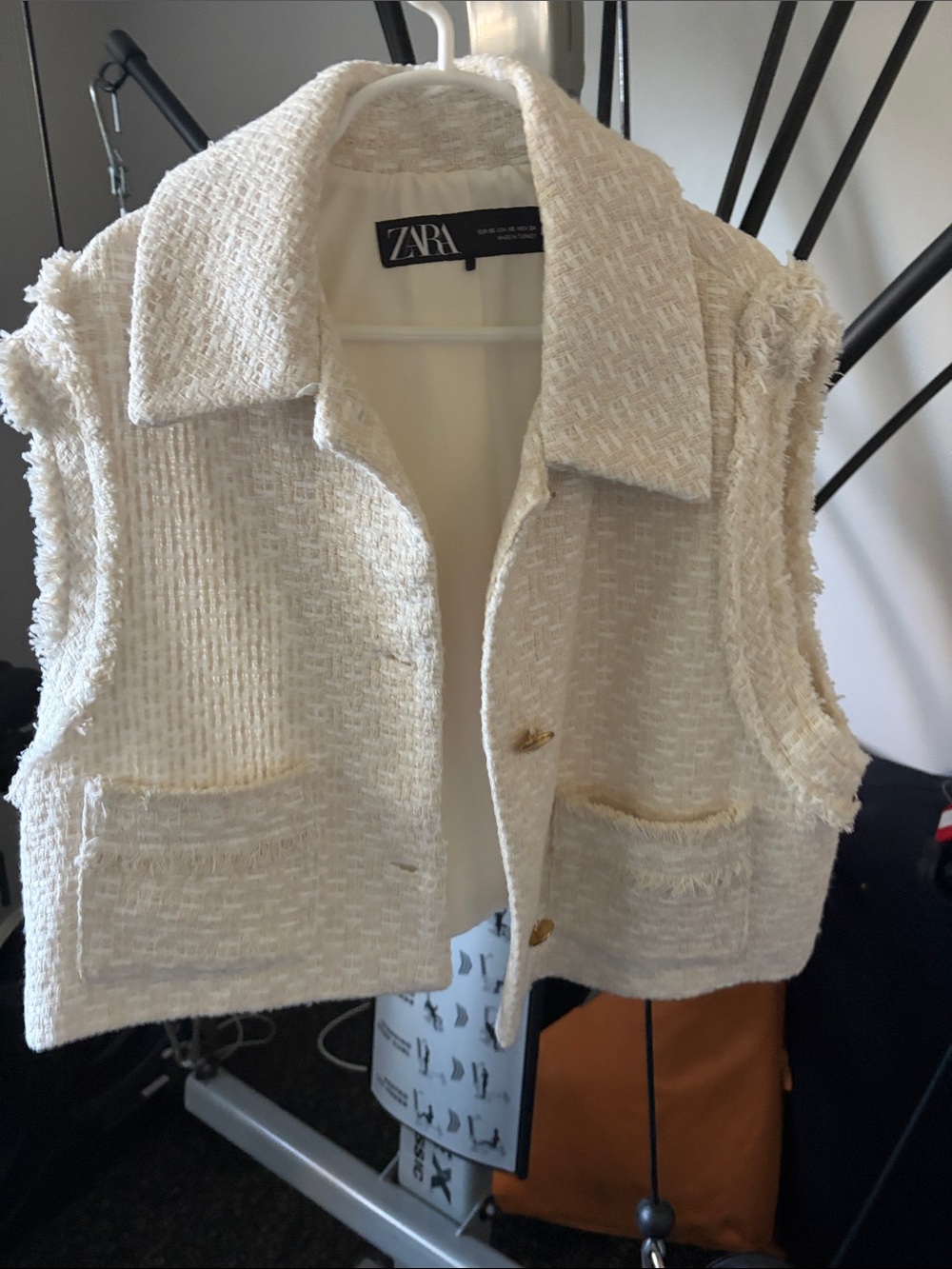 ZARA Ivory Tweed Sleeveless Jacket Vest